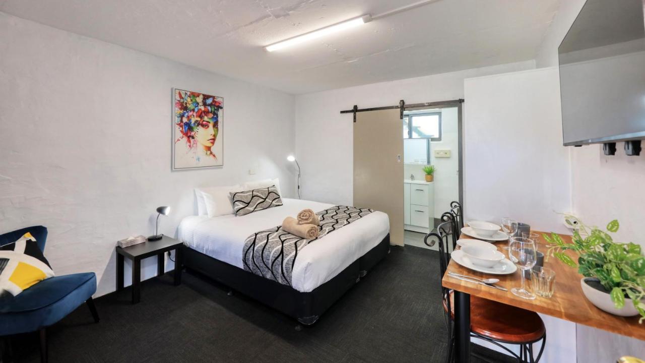 Parkes Federation Motel Екстер'єр фото