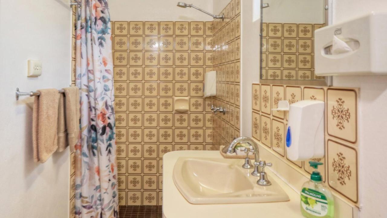 Parkes Federation Motel Екстер'єр фото