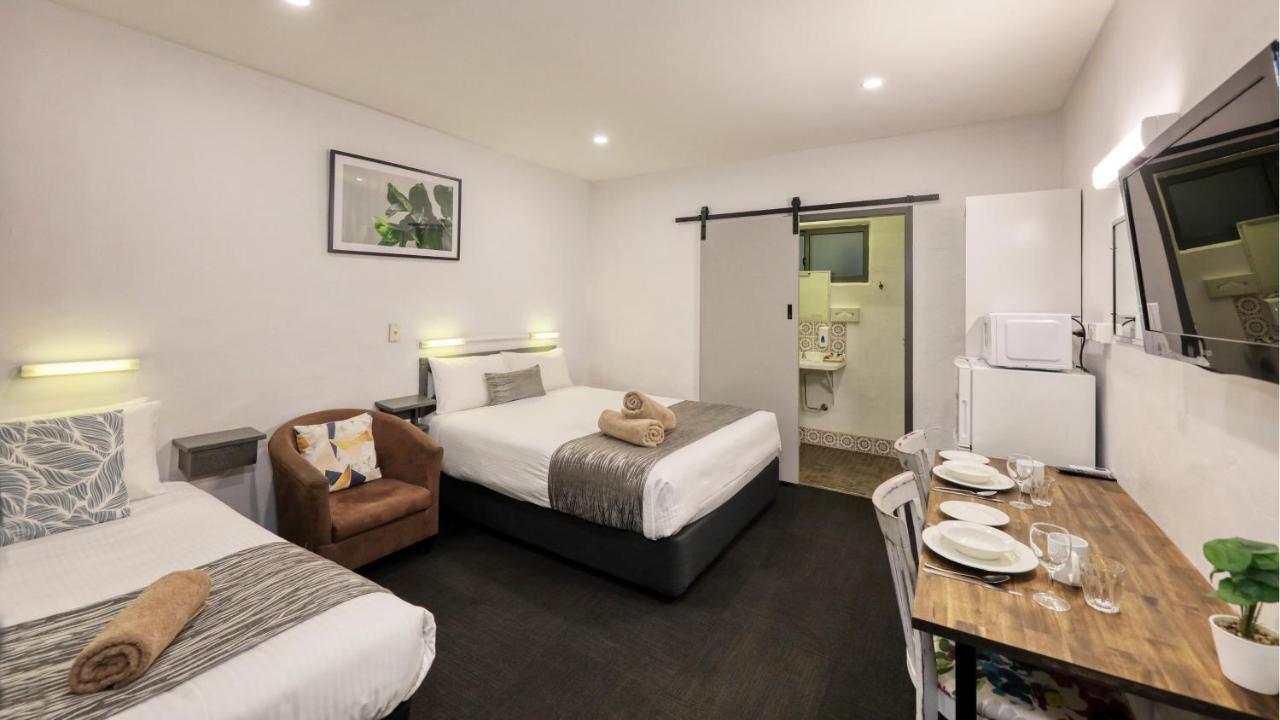 Parkes Federation Motel Екстер'єр фото