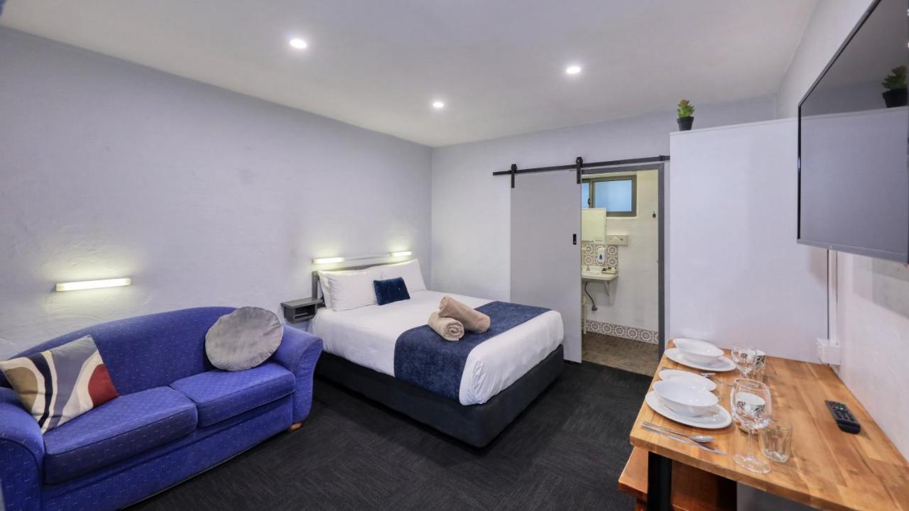 Parkes Federation Motel Екстер'єр фото